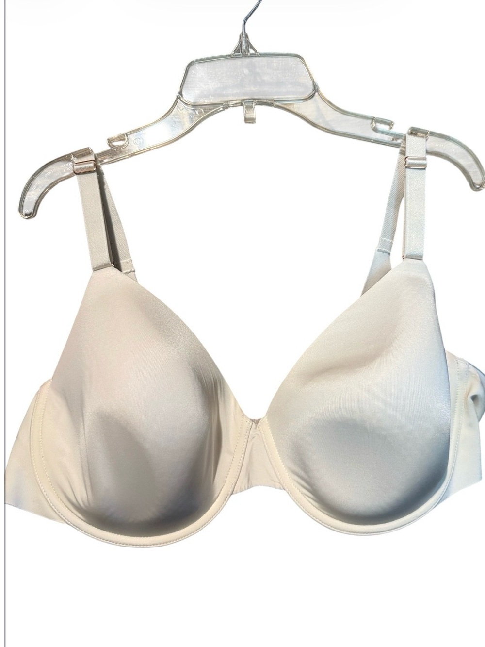 ➕💰BOGO FREE Soma vanishing 360 perfect coverage bra